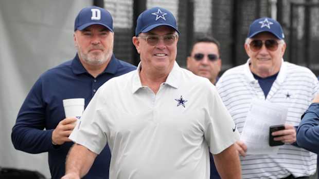 McCarthy, Stephen, Jerry Jones